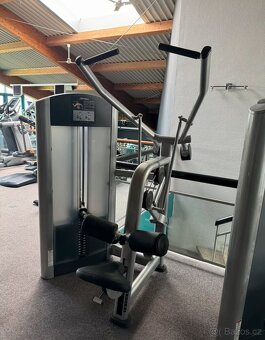 Life Fitness - 4