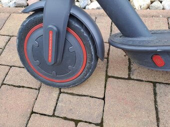 Xiaomi mi scooter pro - 4