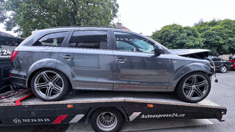Vůz na náhradní díly Audi Q7 4L FL S-Line 2015 CRCA NAC LZ7S - 4