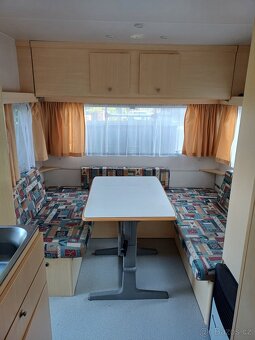 DELTA CARAVANS 463D, předstan i markýza - 4