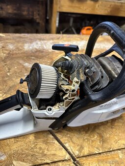 MOTOROVÁ PILA STIHL MS 261 - 4