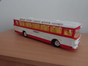 RETRO AUTOBUS - 4