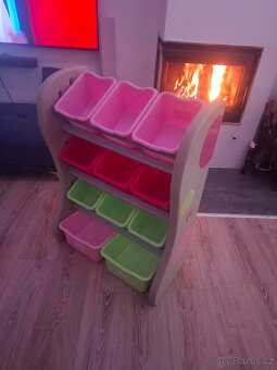 Regal na hracky 2 Step - 4