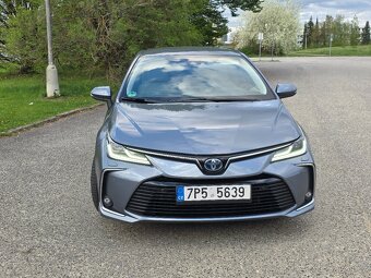 Toyota Corolla sedan Executive VIP+ ZÁRUKA HYBRID - 4