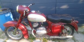 Moto Jawa CZ 150 - 4