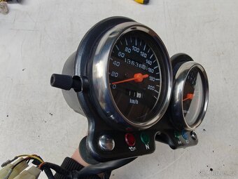 Suzuki GS 500 - tachometr - 4