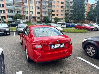 Škoda Octavia hatchback 1.6 Tdi 81Kw - 4