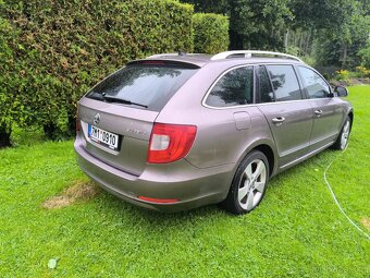 ŠKODA SUPERB II 2.0TDI COMBI DSG - 4