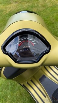 Vespa GTS 125 - 4