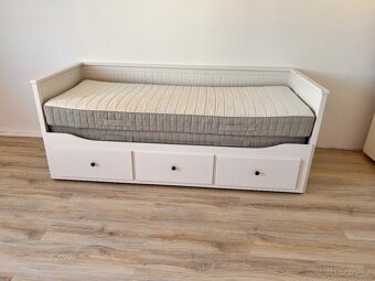 Hemnes postel Ikea - 4