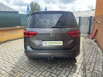 VW Touran 2.0 TDi 110kW 7míst serviska - 4