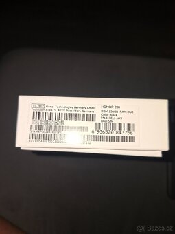 Honor 200 8GB/256Gb black - 4