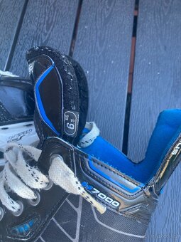 Brusle Bauer Nexus N7000 sr. - 4