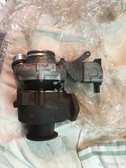 Turbo BMW motor n47d20c - 4