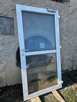 Prosklená vchodová stěna trojsklo - 4