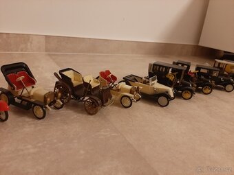 Model auta Igra Praga Charon 1907 - 4