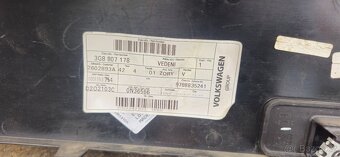 Predni mrizka maska grill vw arteon - 4