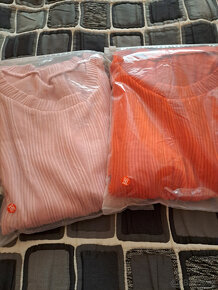 Halenka bez rukávů - 4