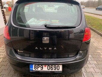 Seat Altea 1,6 75 kW 2008 - 4