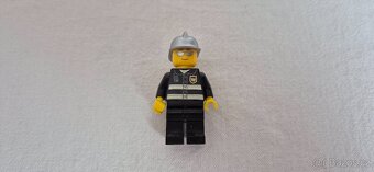 LEGO City 7942 Hasičský pick-up - 4