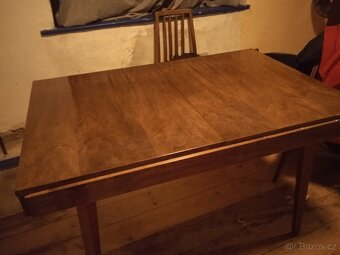 Jídelní stůl Jitona - 4