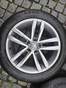 Originální kola vw r17 - 4