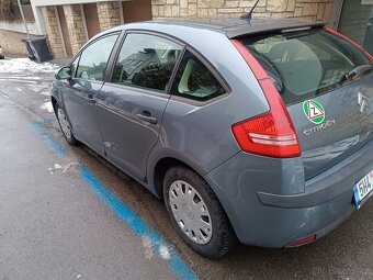 Citroën C4 1.4 16V - 4