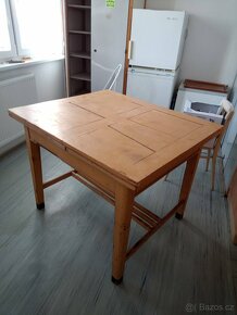 Starožitný rozkládací kuchyňský stůl - 4