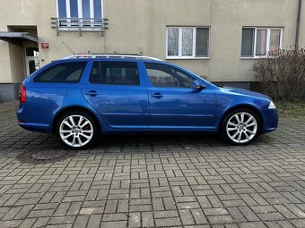 Škoda Octavia 2.0 TDi RS 125kW Xenony Tažné Kůže Tempomat - 4
