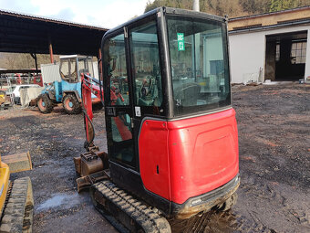 Bobcat E18 Minibagr 1,8 T - - 4