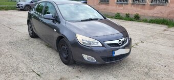 Opel Astra - 4