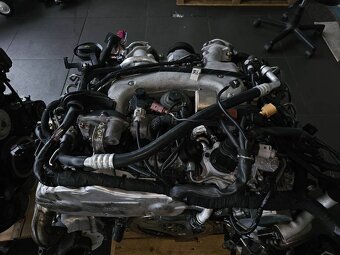 MOTOR CCF 4,2 TDI - CUD 4,2 TDI AUDI PORSCHE VW - 4