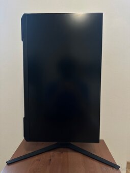 Monitor Samsung MT LED LCD24" Odyssey - 4