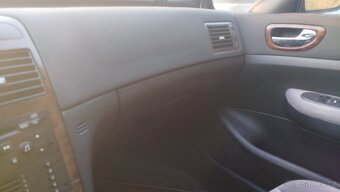 Peugeot 307 1.4 16v. 2005 - 4