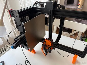 Silně upravená 3D tiskárna Ender 3 V2 + Klipper +RPi 4B +CYD - 4