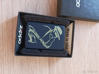 zapalovač Zippo Saxophone Jazz man - 4