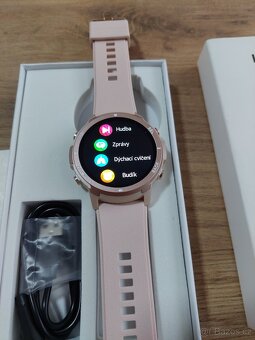 Chytré hodinky S52 – 1,39" volání, IP68, v češtině / růžové - 4
