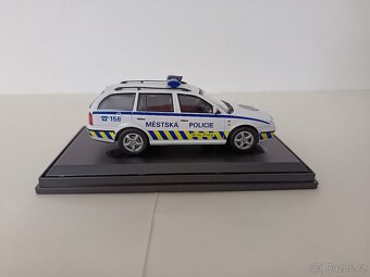 Škoda Octavia combi Mestská Polície,1:43,Abrex - 4