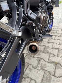 Yamaha MT-07 2018 - 11tkm 35kw - otevřená - 4