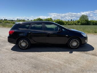 Opel Astra Combi 1.4T 103kw, 1.Majitel, SERVISOVANÝ, STK - 4