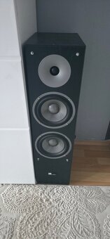 Zesilovač + Reproduktory - 4