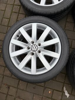 ORIGINÁL Alu Volkswagen PORTO R17, 5x112 - TOP STAV - 4