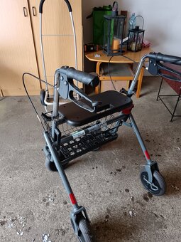 Prodám invalidní vozík - 4