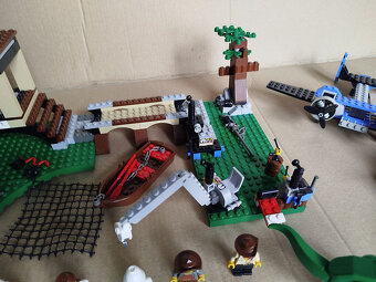 Lego 5987 Dino Research Compound - 4