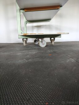 Manipulační regál pojízdný - 4