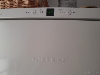 Lednice s mrazákem zn.LIEBHERR - 4