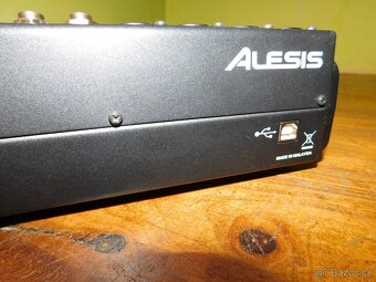 Alesis iMultiMix8 USB - 4