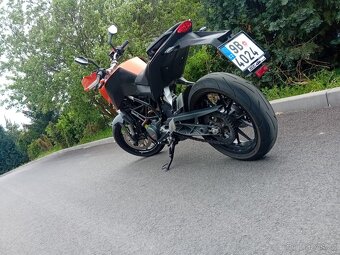 KTM DUKE 125 - 4