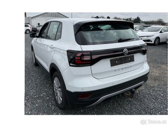 Volkswagen T-Cross 95 PS PDC Klima PDC Tažné APP 9/19 - 4