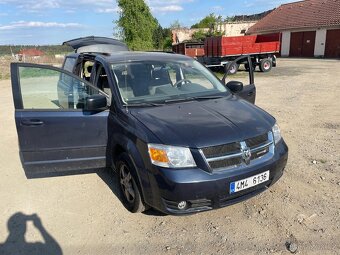 Dodge Grand Caravan SE - 4